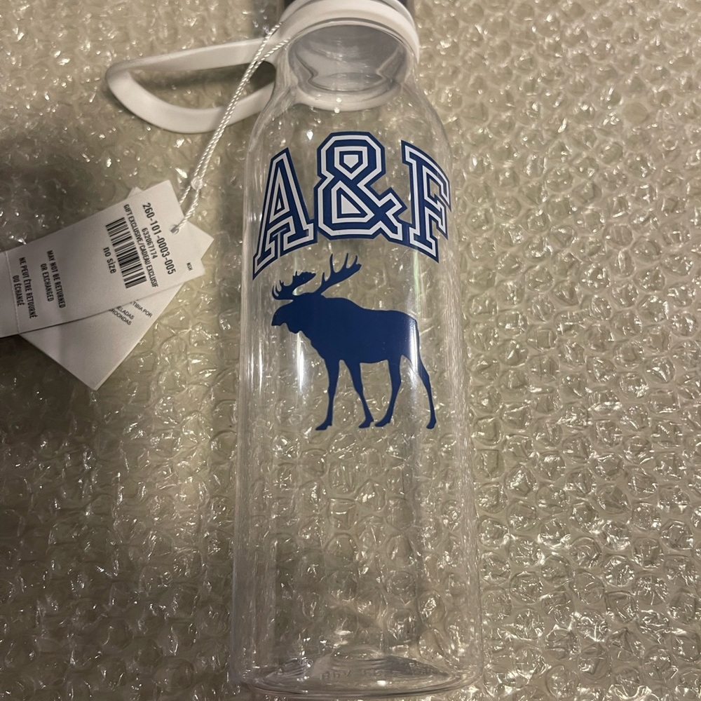 A&f plastic water bottle